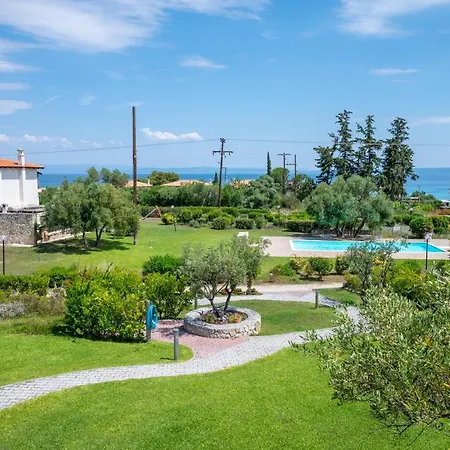 Lavender Pool Villa, Pefkohori #feelslikehome * 卡尼奥提