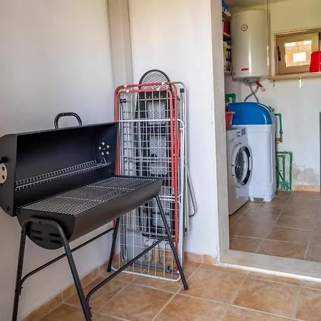 Lavender Pool Villa, Pefkohori #feelslikehome Villa Chaniotis