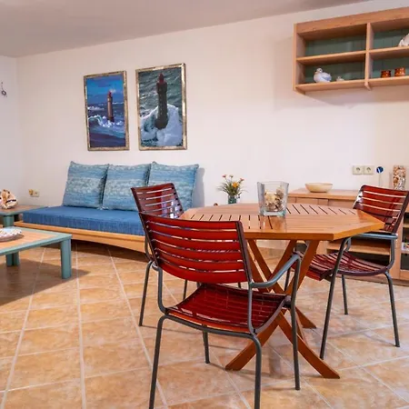 Lavender Pool Villa, Pefkohori #feelslikehome Villa *