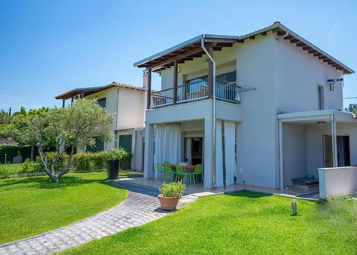 Lavender Pool Villa, Pefkohori #feelslikehome Chaniotis