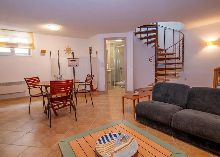 Villa Lavender Pool Villa, Pefkohori #feelslikehome *