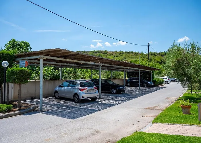 Lavender Pool Villa, Pefkohori #feelslikehome * Chaniotis