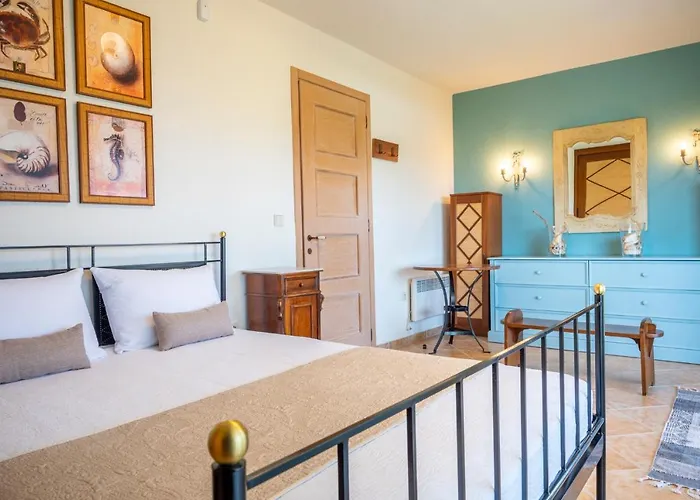 Lavender Pool Villa, Pefkohori #feelslikehome